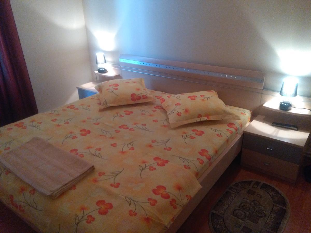 ホテル Casa Ovi Si Simo Haţeg エクステリア 写真